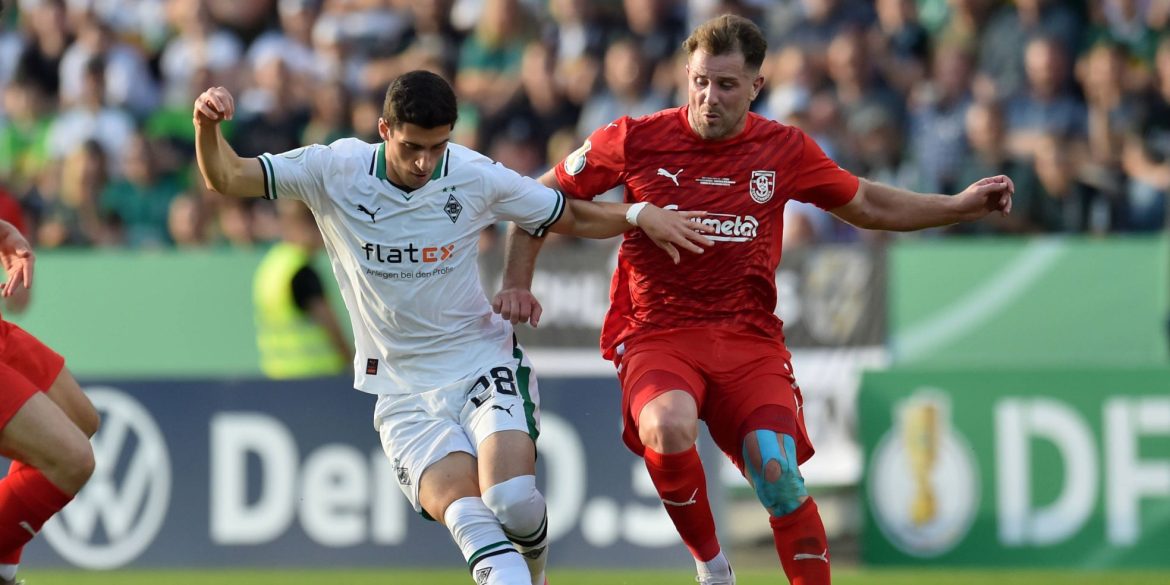 Transfergerüchte: Geht Gladbach-Youngster? Kontakt zwischen de Ligt und Manchester United
