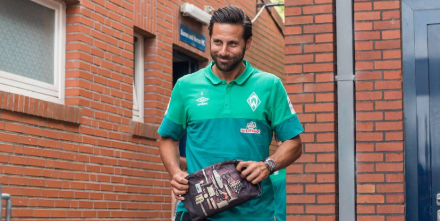 Testspiele: Pizza liefert, Mathenia wirbt für sich